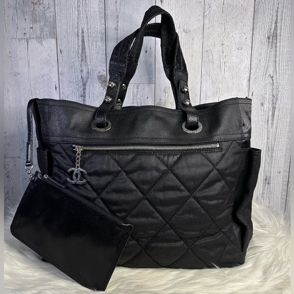CHANEL paris biarittz tote with pouch in black - Picture 3 of 17